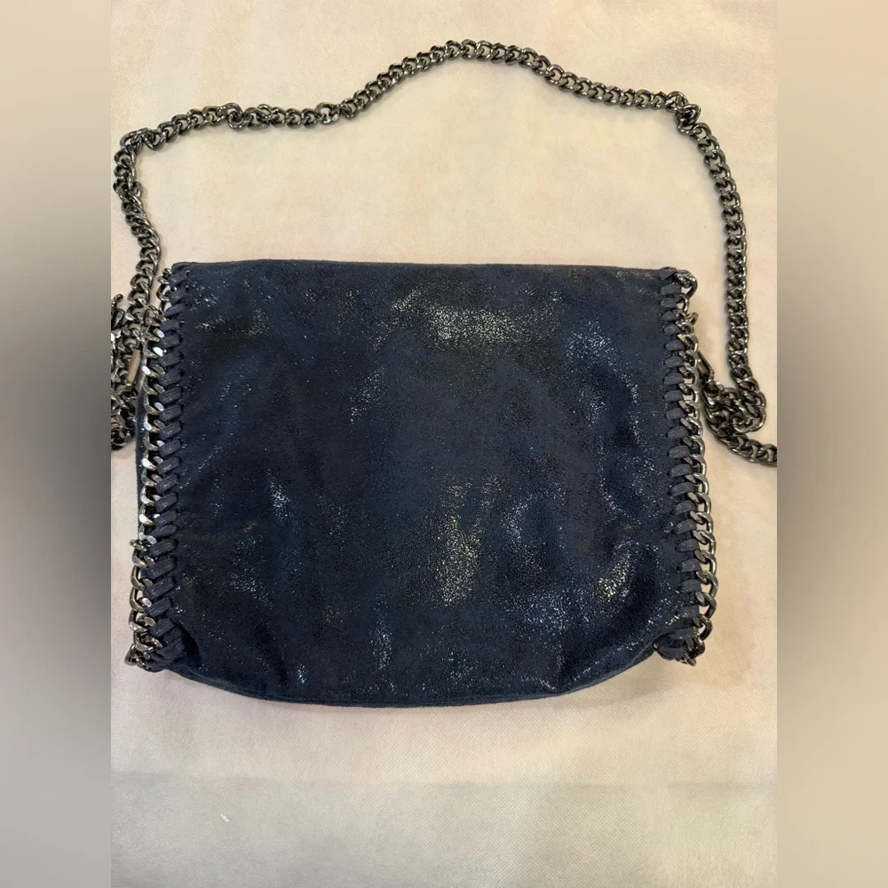 Mersi Alicia Crossbody bag. 11x8.25” with adjustable strap - Picture 5 of 10